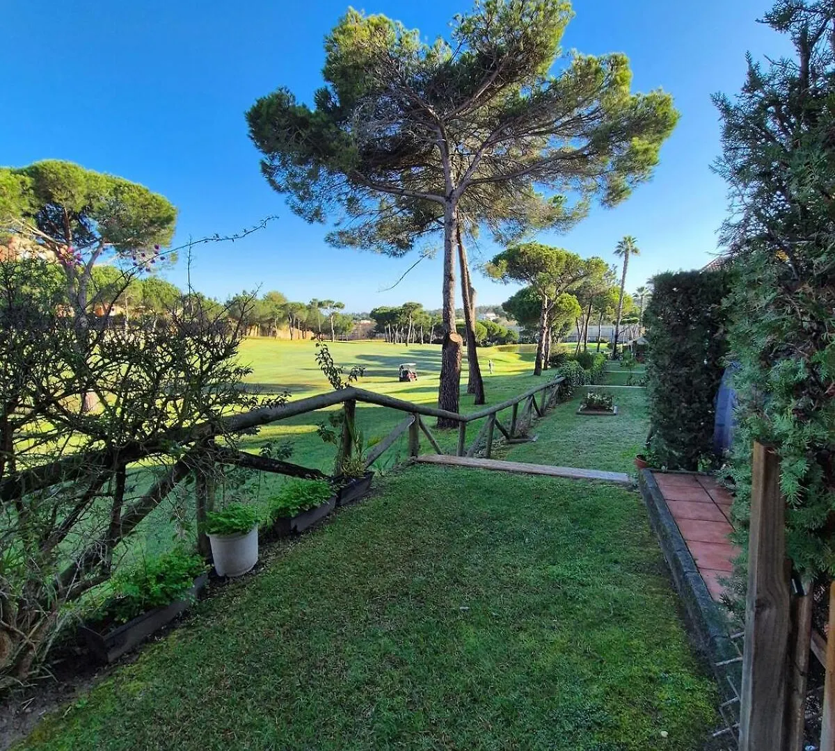 Casa Adosada En El Campo De Golf De Islantilla Huelva 0*,  Spanyolország
