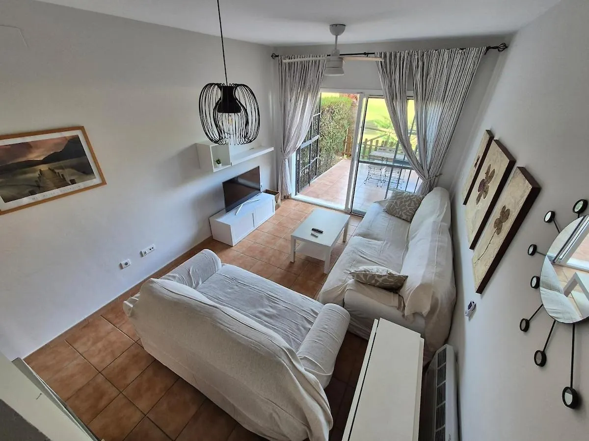 Casa Adosada En El Campo De Golf De Islantilla Huelva Spanje